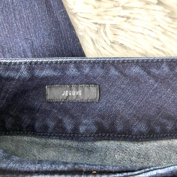 Torrid Premium Dark Wash Zipper Skinny Jegging Jeans EUC - Picture 8 of 10